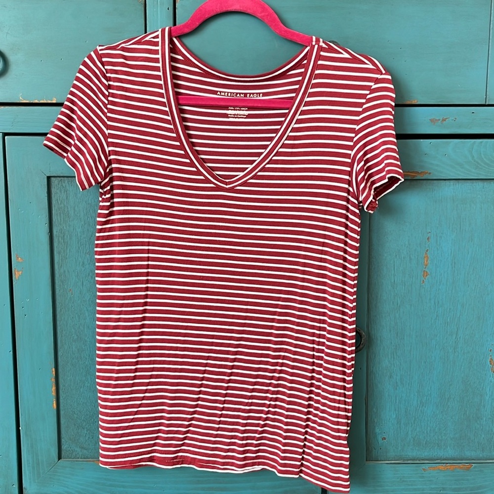 American Eagle Outfitters Red and White Striped Short Sleeve Tee